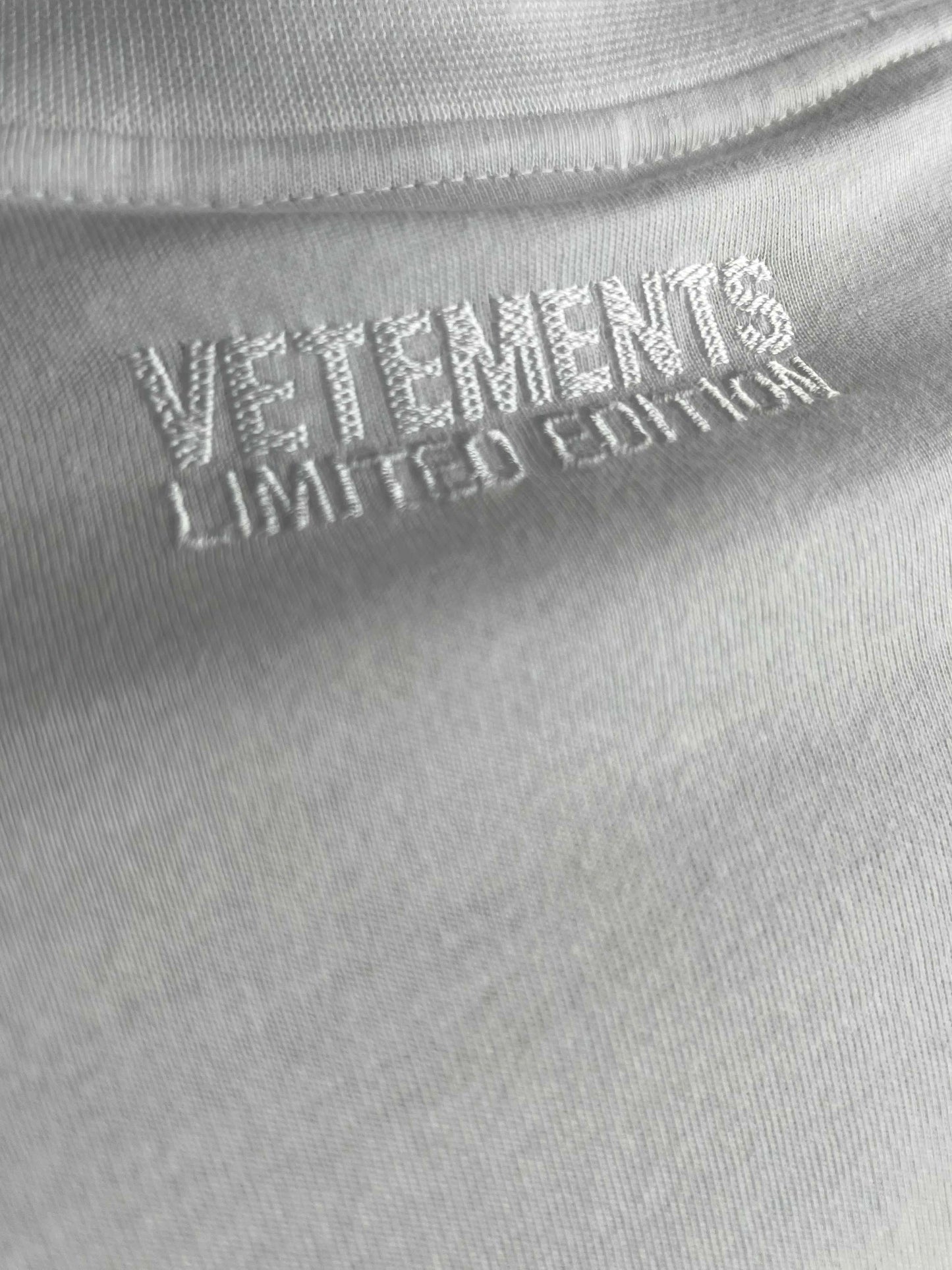Vetements Hotter Than Tour Ex S/S TEE