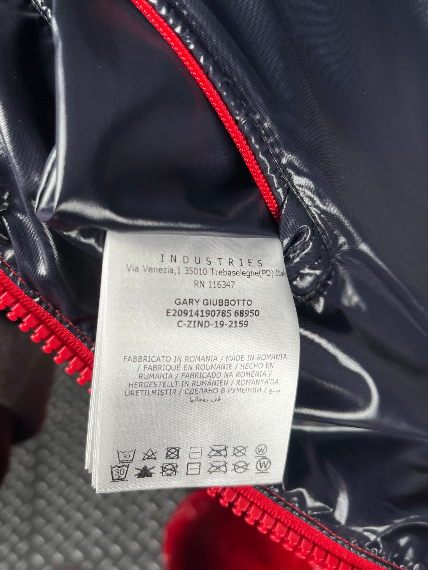 Moncler Gary Downjacket