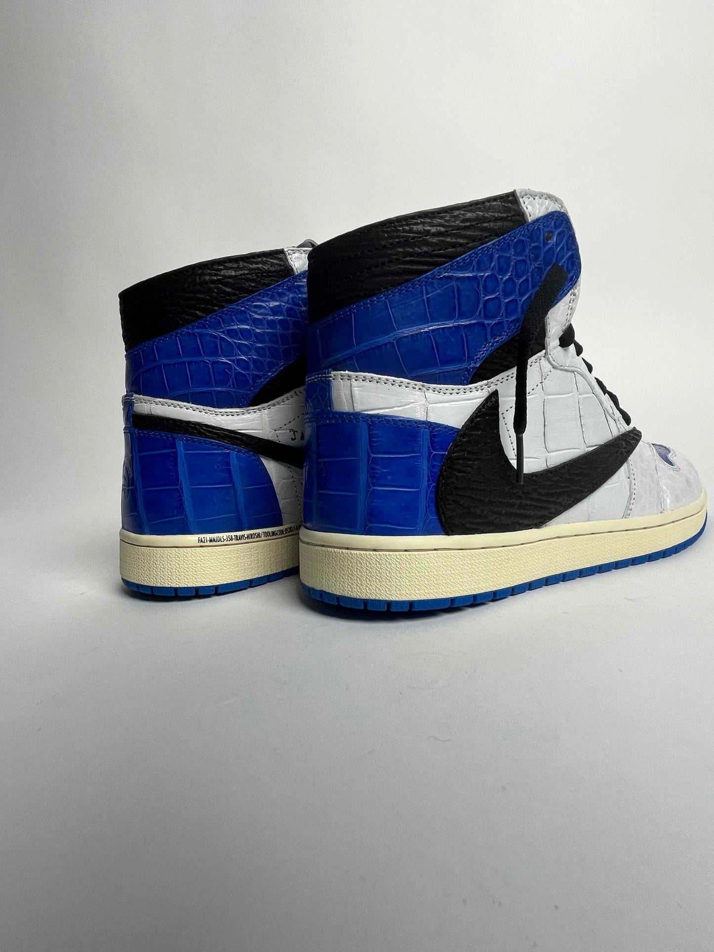 The Shoe Surgeon Travis Scott × Fragment × Nike Air Jordan 1 High