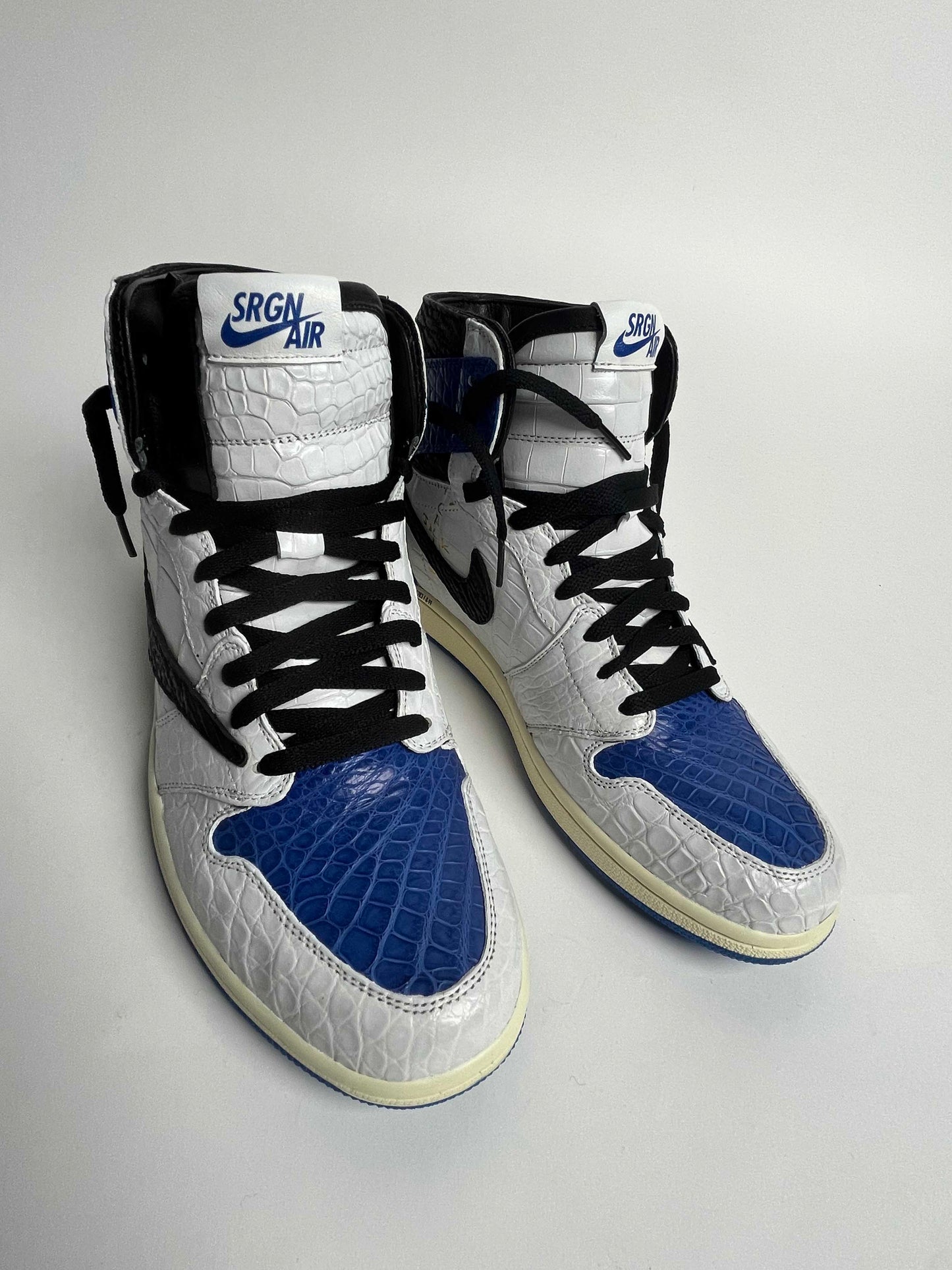 The Shoe Surgeon Travis Scott × Fragment × Nike Air Jordan 1 High