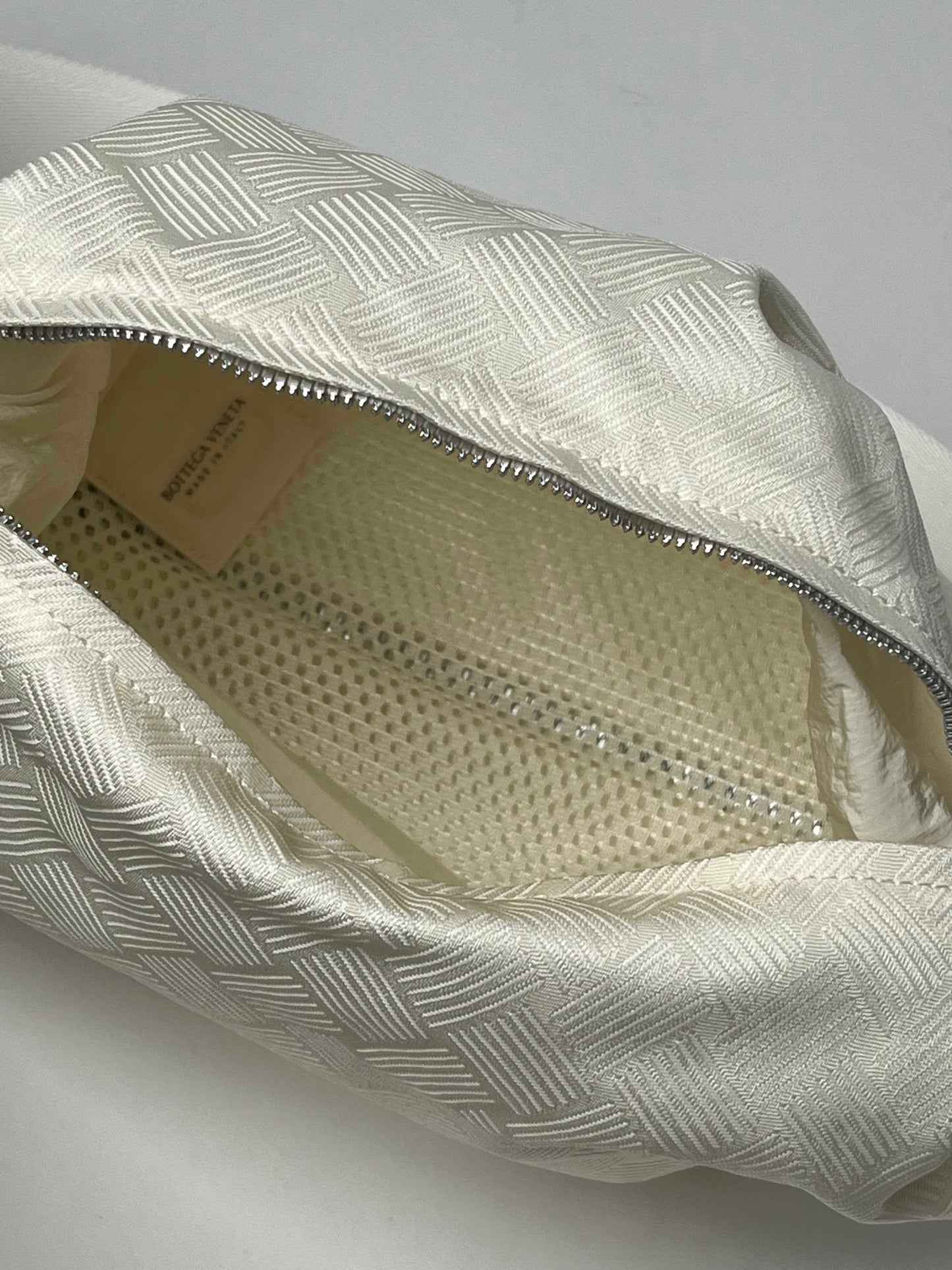 BOTTEGA VENETA Body Bag